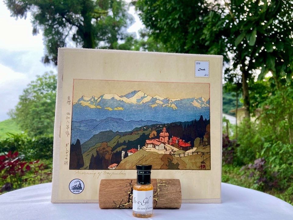 ‘Morning of Darjeeling’ by Yoshida Hiroshi